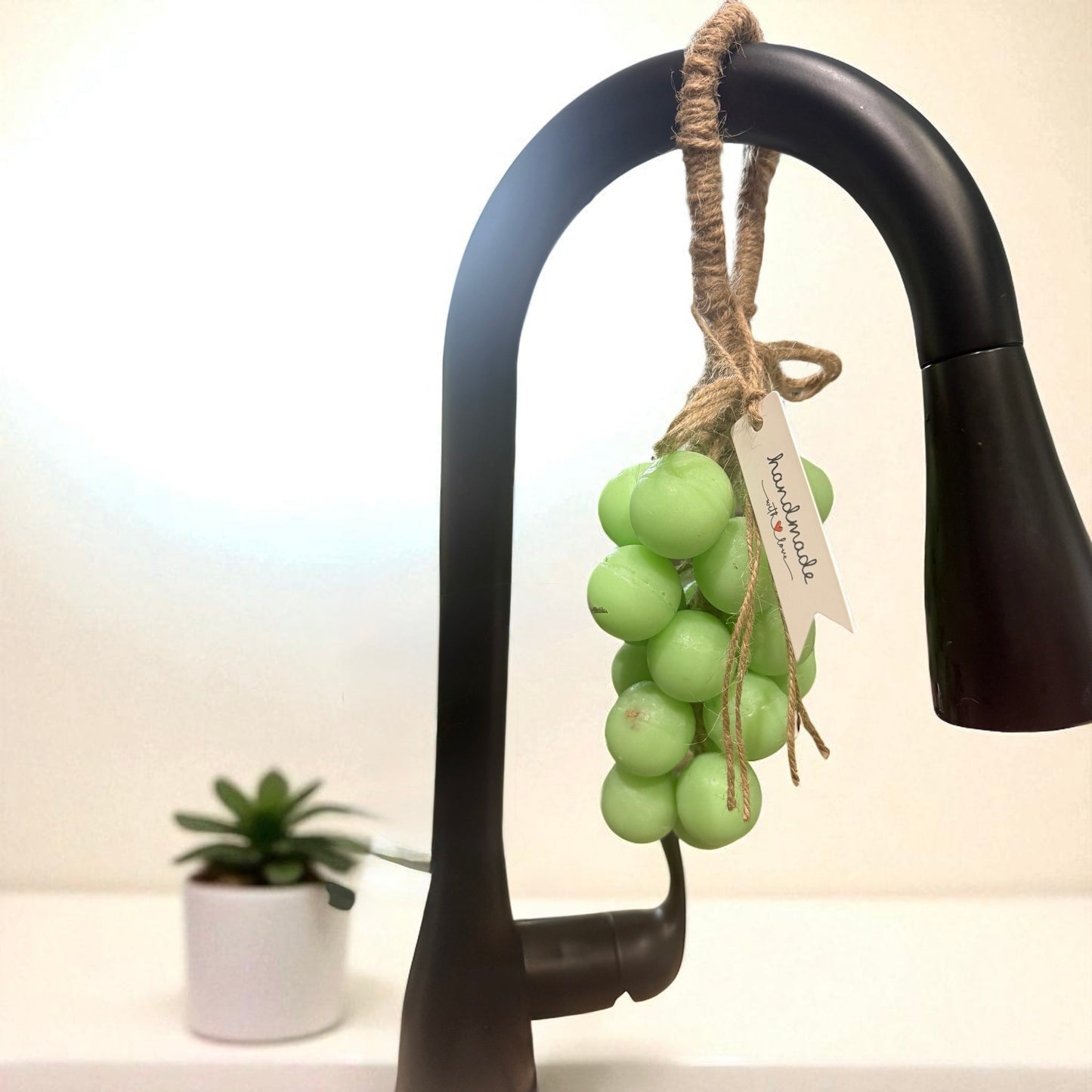 πβ¨ Grape Vine Hanging Soap β Matcha & Bergamot Infusion β¨π