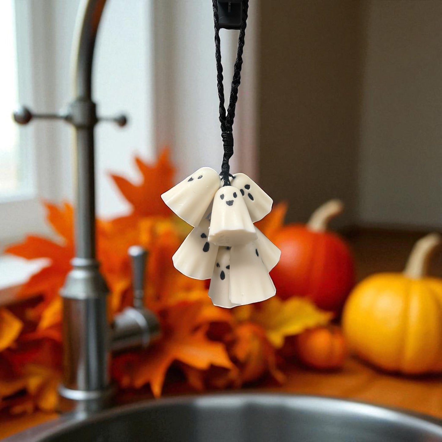 👻 Ghost Hanging Soap – Cinnamon & Pumpkin spice Fragrance oil