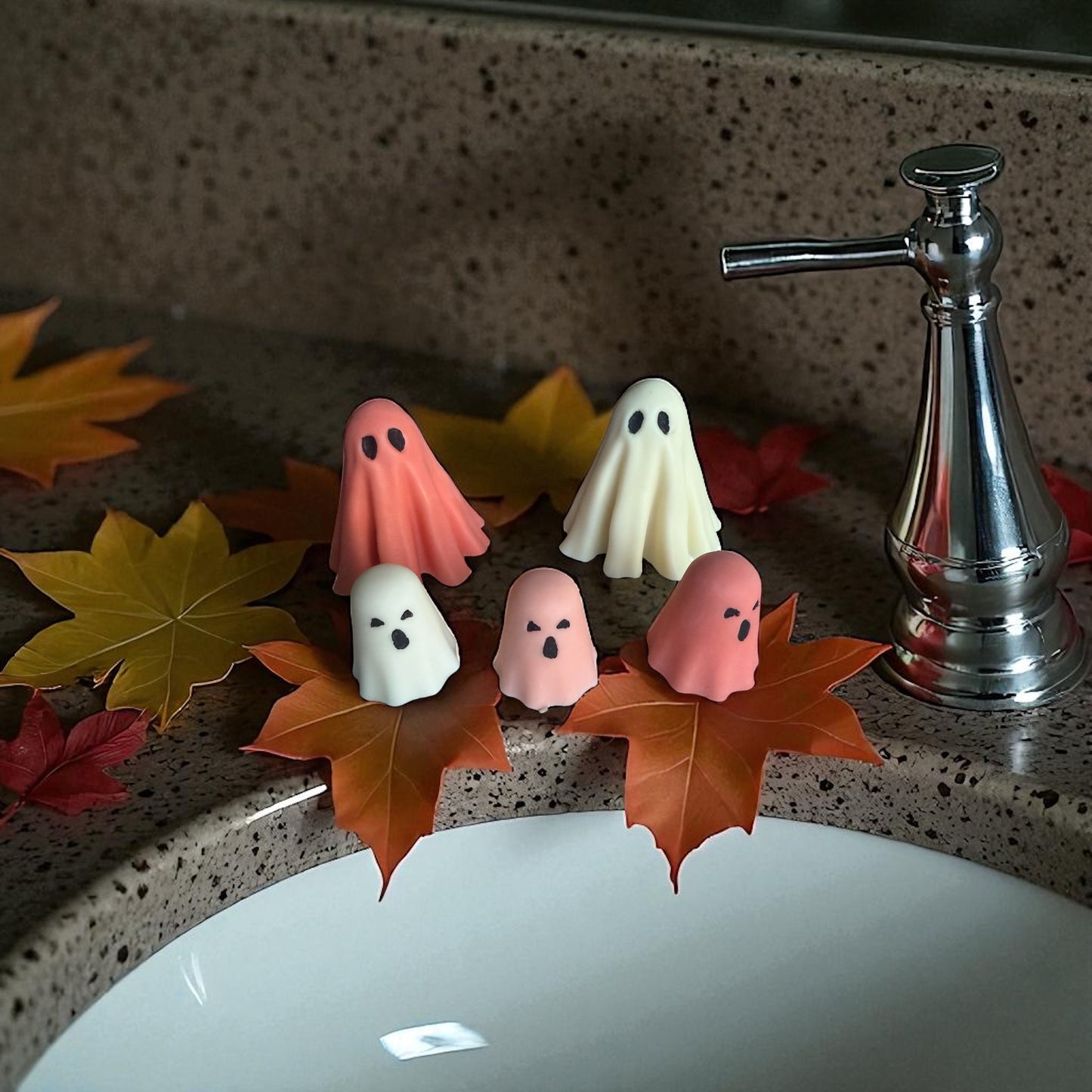 š Halloween Ghosts Soap Set ā Goat Milk with Pumpkin & Cinnamon š