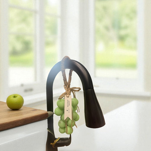 🍇✨ Grape Vine Hanging Soap – Matcha &amp; Bergamot Infusion ✨🍃