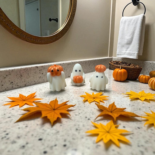 🎃 3 Ghost Pumpkin Soap Set – Cinnamon Essential Oil